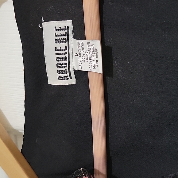 Robbie Bee size 6 floral dress - Picture 2 of 4